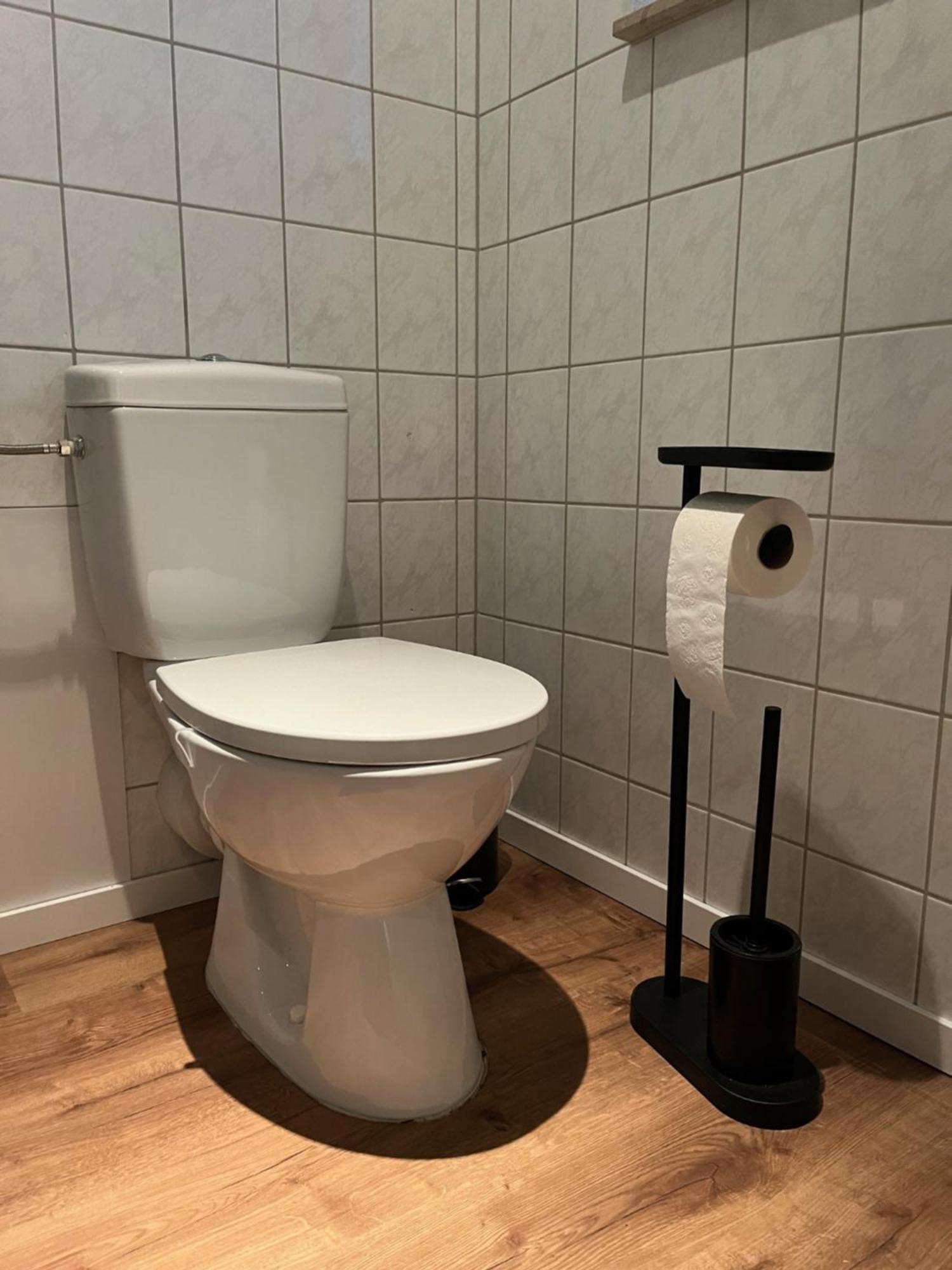 Weimotel Am See Mit Parkplatz, Kueche Und Hdtv Weimar  Ngoại thất bức ảnh